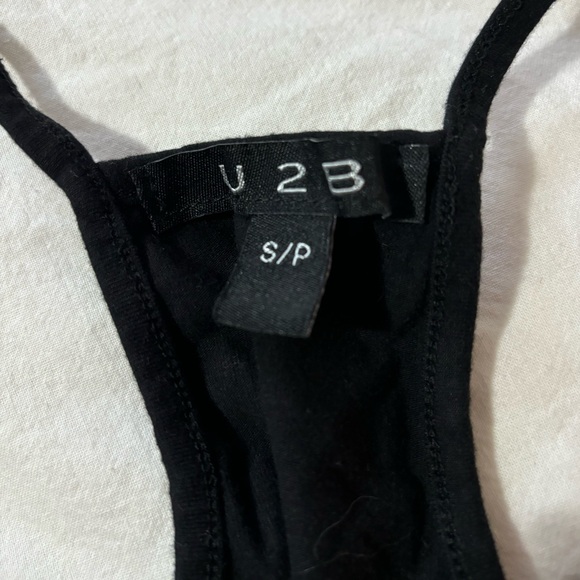 Crop Tanktop - Picture 2 of 3